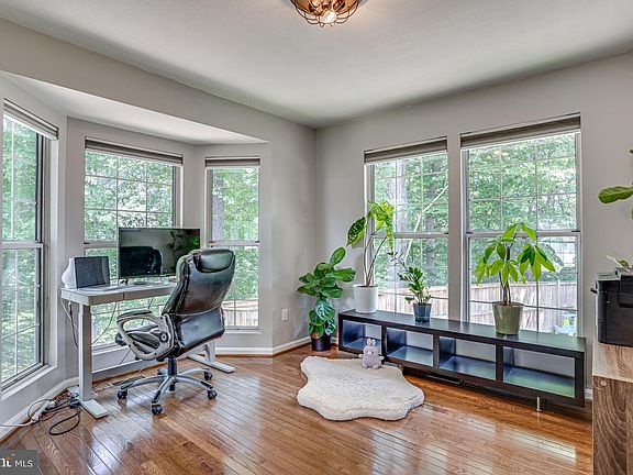 4th image of 3484 Lacrosse Ct