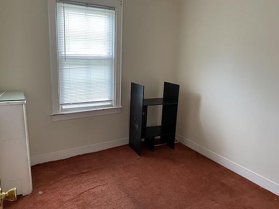 5th image of 13355 116th St