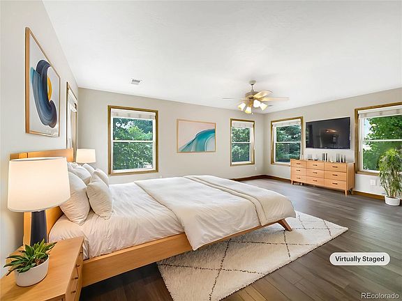 4th image of 642 52nd Avenue