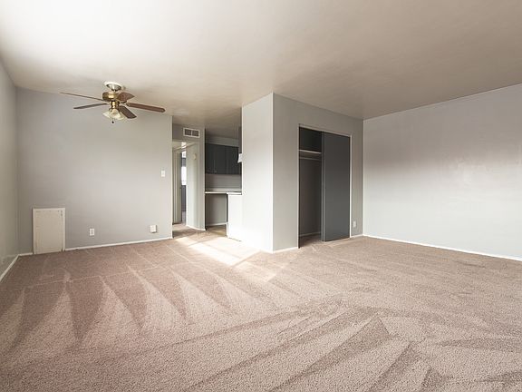 5DM30067-HDR_04212022