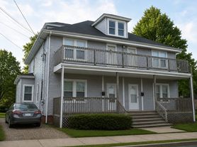 42 Sylvandale Ave, Stamford, CT