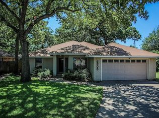 6208 Wentworth Ct, Arlington, TX 76001