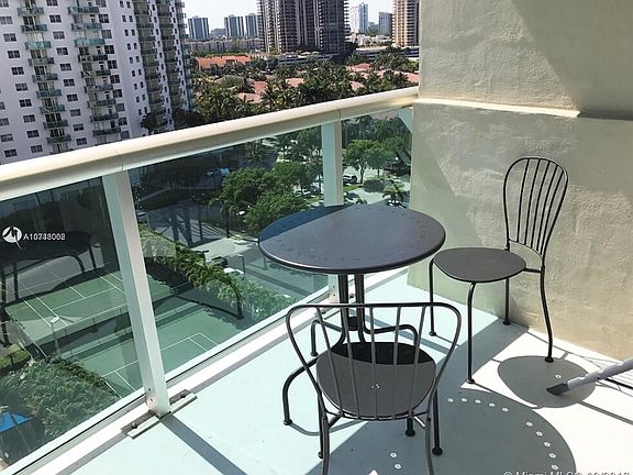 3rd image of 19370 Collins Ave APT 1106