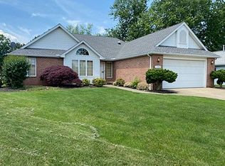 4300 Ford Ln, Vermilion, OH 44089