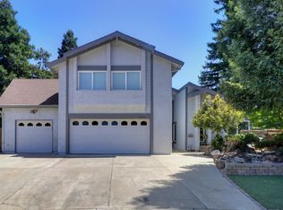 10075 Shady View Ct, Elk Grove, CA 95624