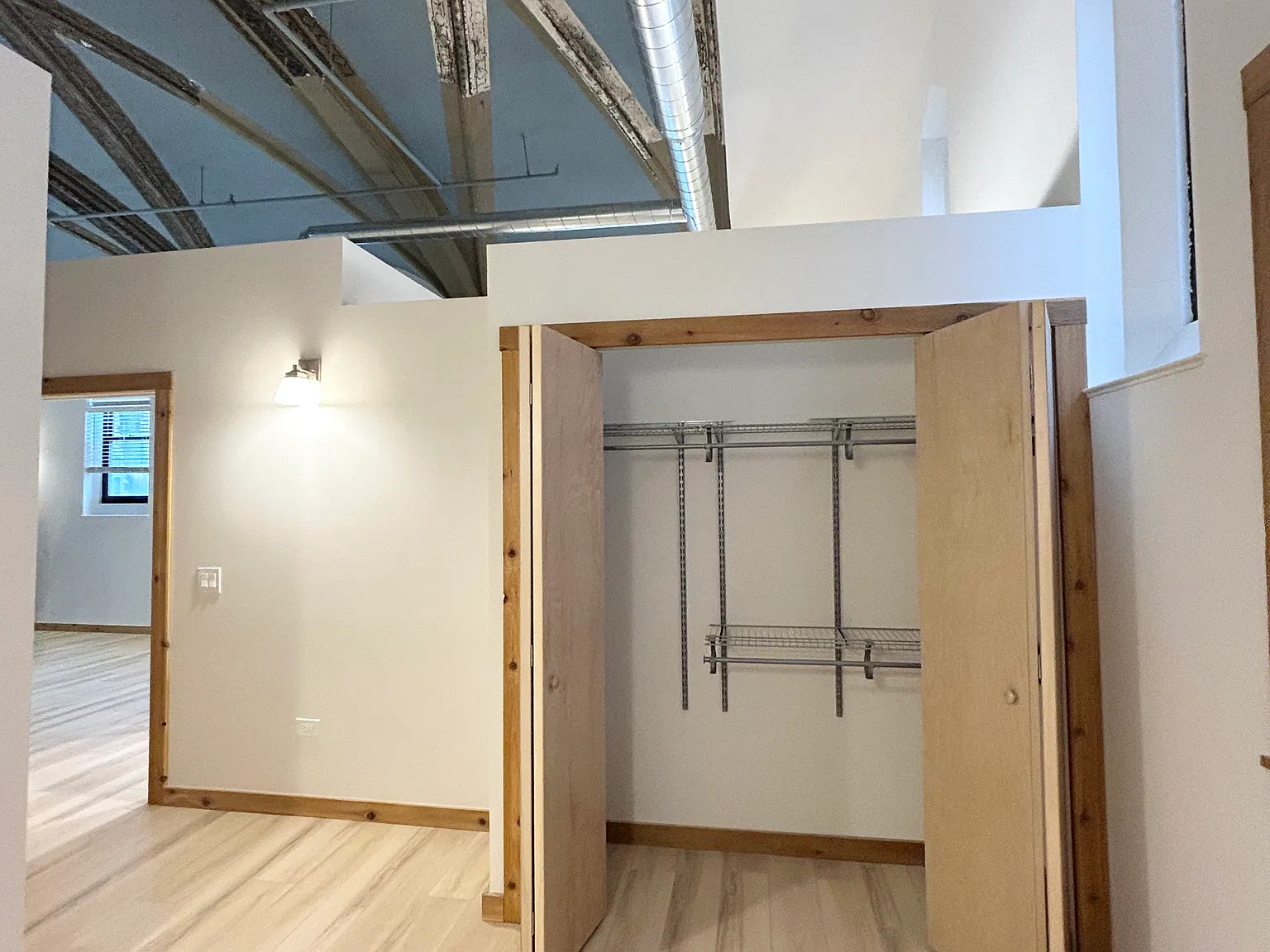 2 bed, 1017 sqft, $2,600 — Photo 2
