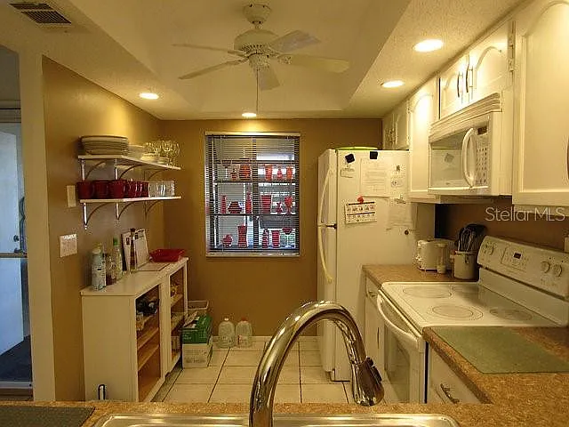 255 Mission Trl S #E — Photo 6