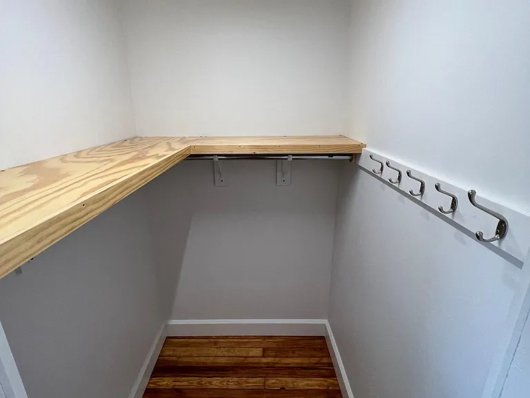 549 S Lincoln St — Photo 15