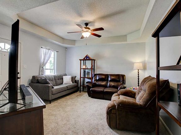 5th image of 2406 Egret Dr