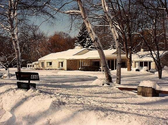 2nd image of 460 W Brentwood Ln