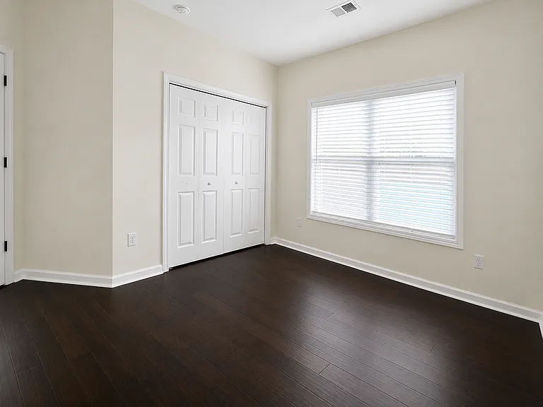 103A Looper St — Photo 17