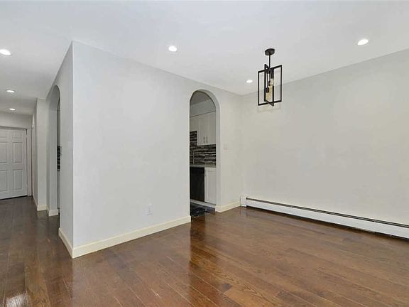 3rd image of 4144 63rd St