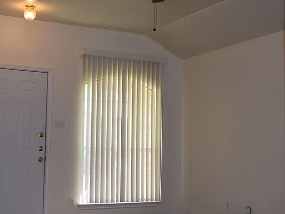 2nd image of 2608 Lucille Dr #A