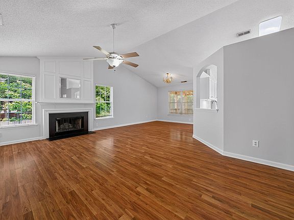 5th image of 6800 Edwell Ct