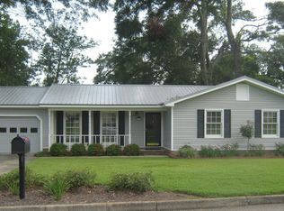 1410 Eastwood Dr, Dothan, AL 36301