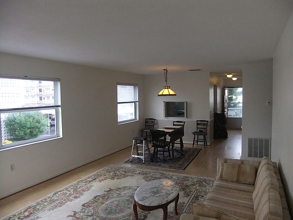 4th image of 5940 30th Ave S APT 215