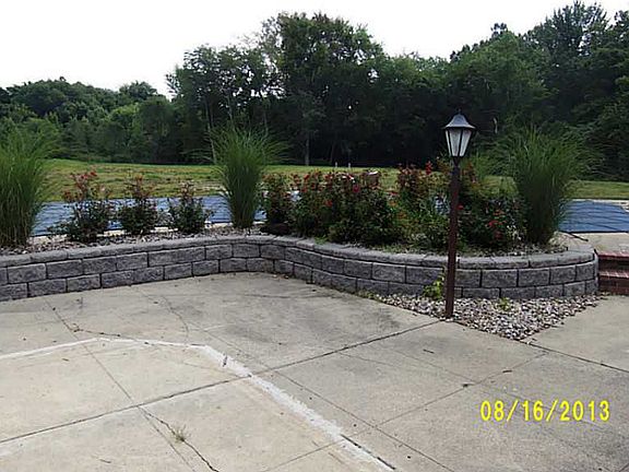 4th image of 845 Cramertown Loop