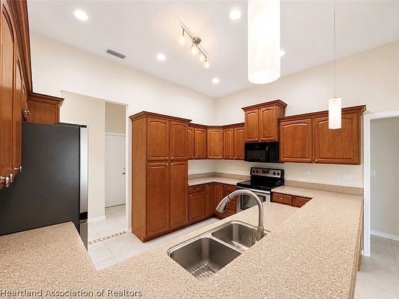 4th image of 5055 Myrtle Beach Dr