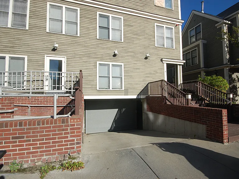 1 Davenport St #10 — Photo 13