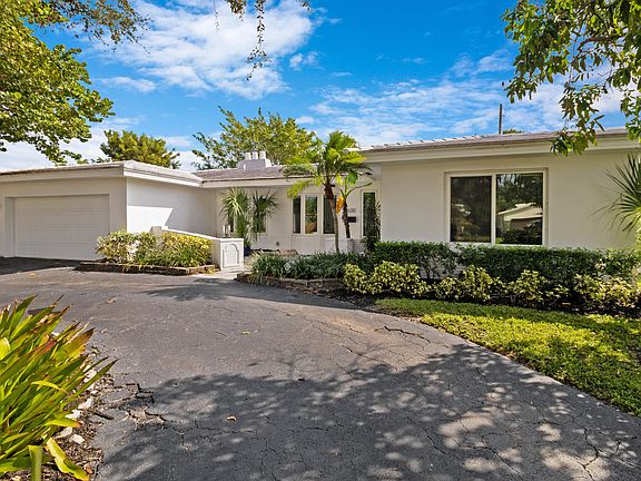 4th image of 6630 NE 21 Avenue