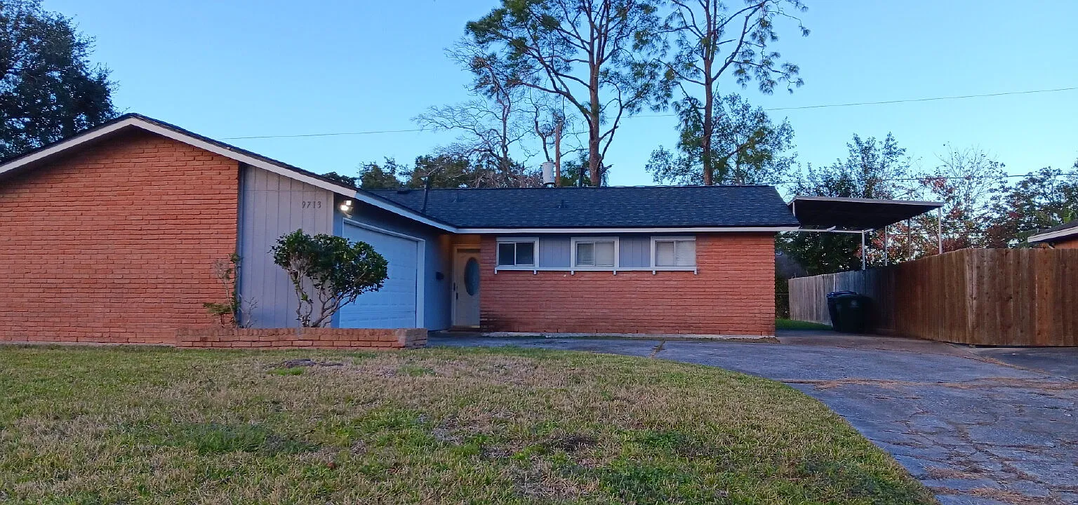3 bed, 1.5 bath, 1150 sqft, $1,900 — Photo 2