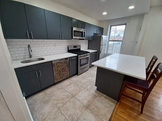 Kitchen, photo 1