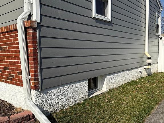 5th image of 322 Cheddington Rd