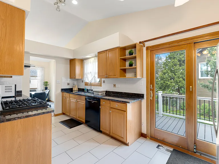 8 Juniper Ct — Photo 25