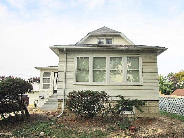 1st image of 3528 Scott St