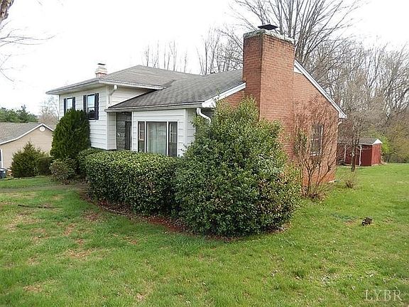 3rd image of 618 Sandusky Dr