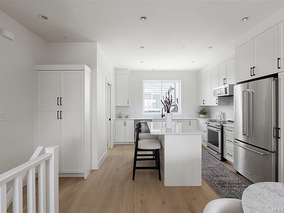 5th image of 10145 5th St #7