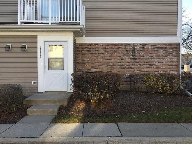 1st image of 1115 Eisenhower Ct #0