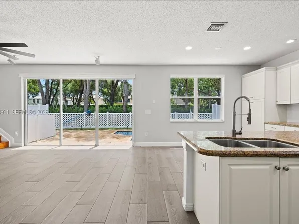 5014 SW 155th Ter #5014, Hollywood, FL 33027