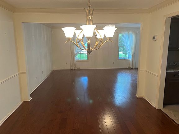 4th image of 2259 Augusta Ct