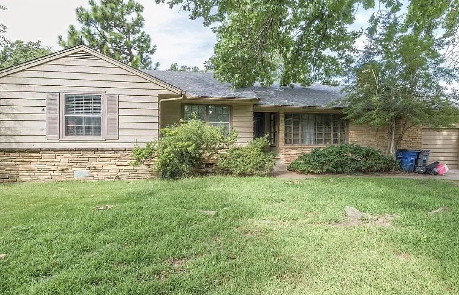 3 bed, 1803 sqft, $2,200 — Photo 1