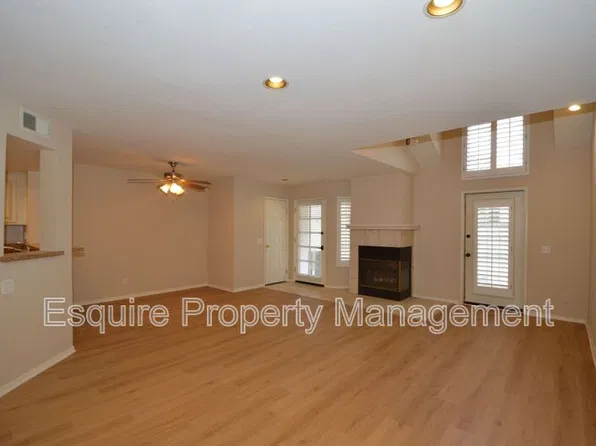 834 Calle Los Gatos, Camarillo, CA 93010