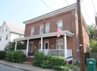 306-308 Wallace St, Stroudsburg, PA 18360
