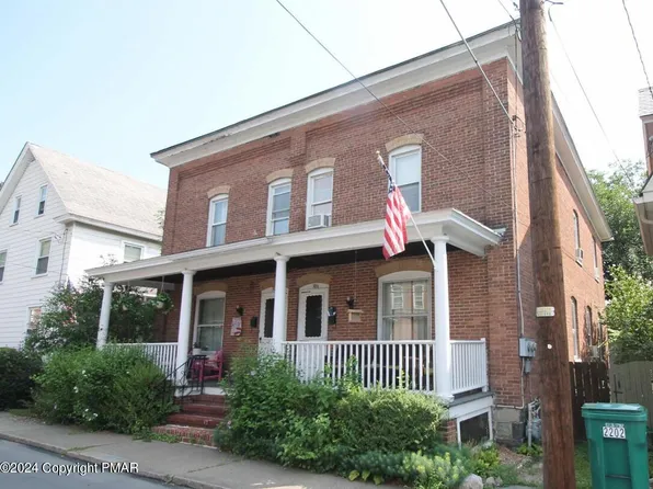 306-308 Wallace St, Stroudsburg, PA 18360