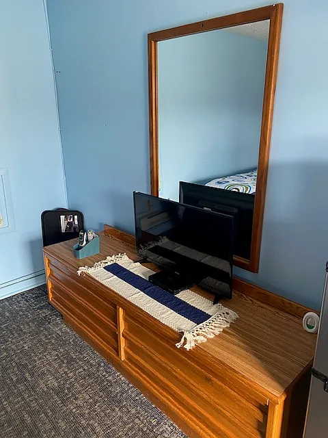 Studio, 350 sqft, $1,010 — Photo 2