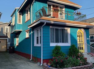 20 N Marion Ave, Ventnor, NJ 08406