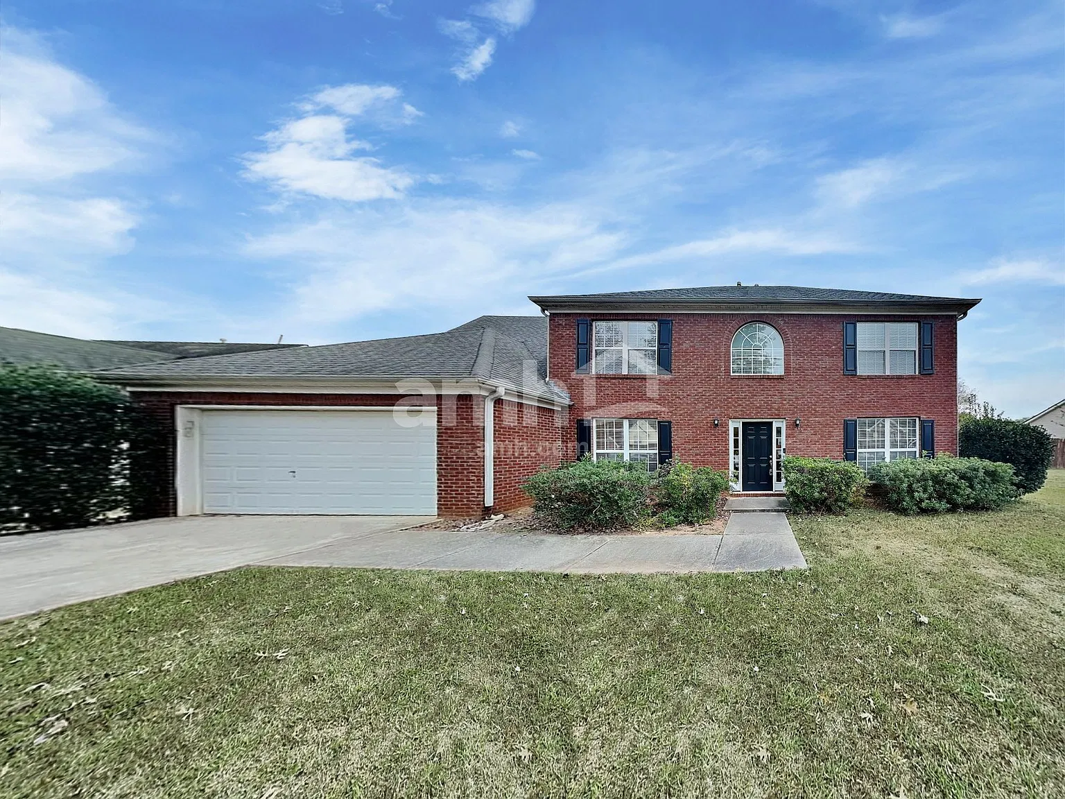 5 bed, 3.0 bath, 2842 sqft, $2,575 — Photo 1