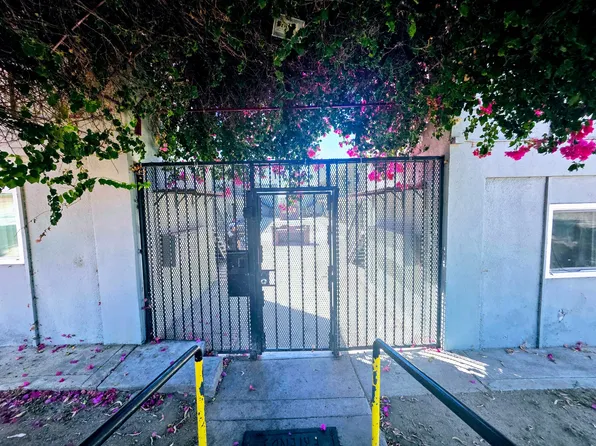 1619 E Eureka St APT 11, San Bernardino, CA 92404