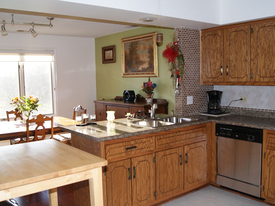 2nd image of 266 N White St
