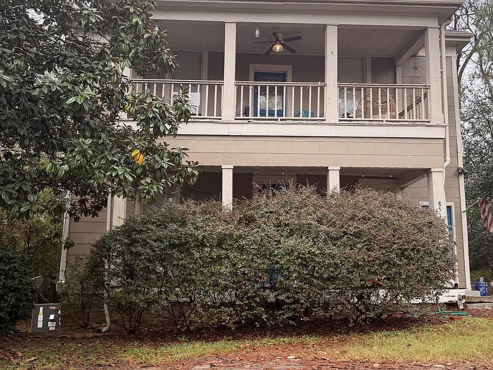 1st image of 851 Madison St