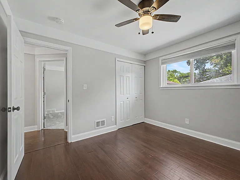 5375 Mayfair St — Photo 9