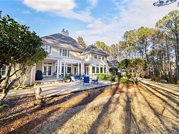 4th image of 861 Yorkshire Dr