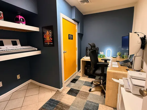 8 Carroll Place image 22 of 27