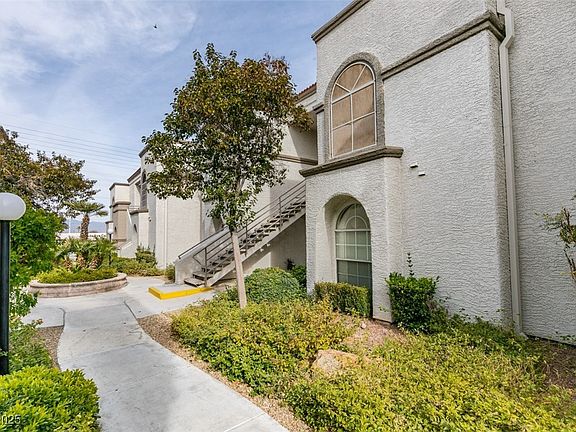3rd image of 3150 Soft Breezes Dr APT 2191