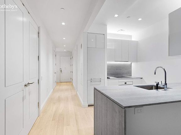 4th image of 1 Wall St APT 615