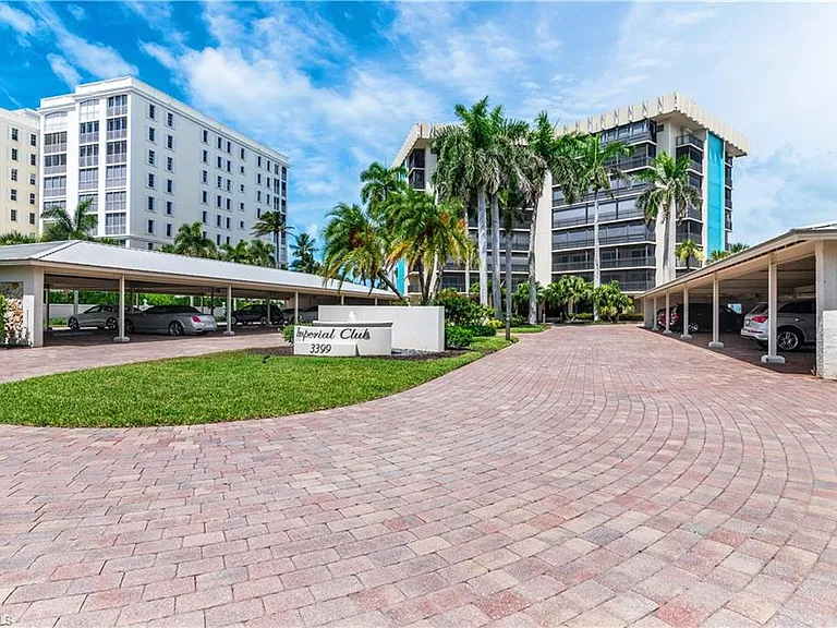3399 Gulf Shore Blvd N #309 — Photo 2
